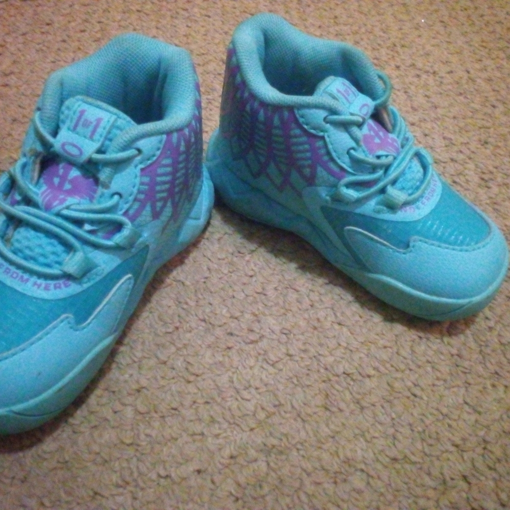 Puma Kids Aqua and Lavender Sneakers